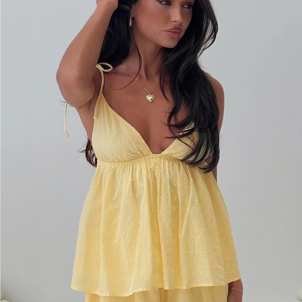 Princess Polly butter yellow babydoll tank top🌼💛✨